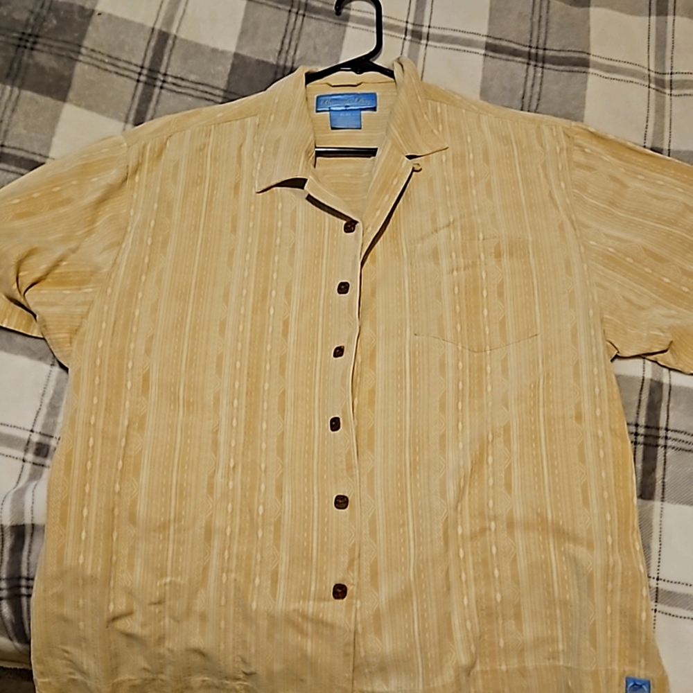 Hawaiian  shirts